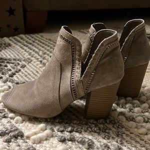 Fergalicious open toe boots  Tan